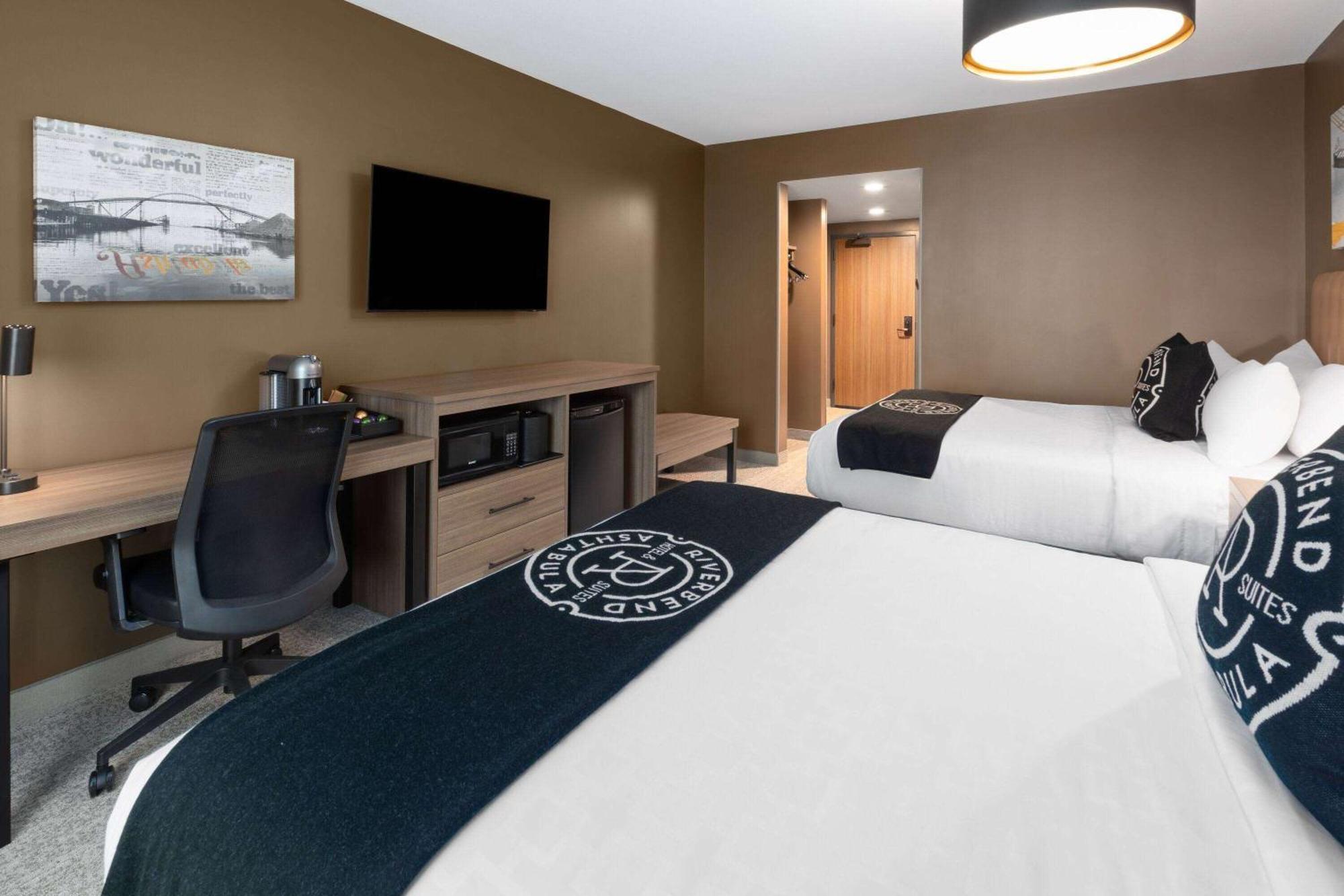Riverbend Hotel And Suites, Trademark Collection By Wyndham Ashtabula Extérieur photo